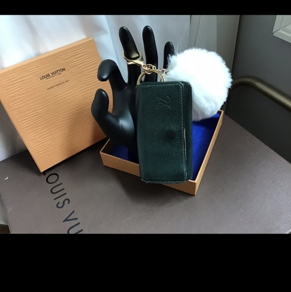 Louis Vuitton Key 🔑 Holders 2 Red Black Leather - Picture 8 of 11